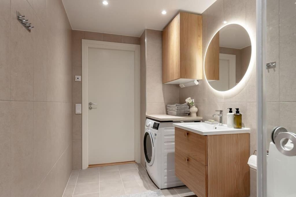 Modern Elegance I Hagastaden Apartment Stockholm Exterior photo